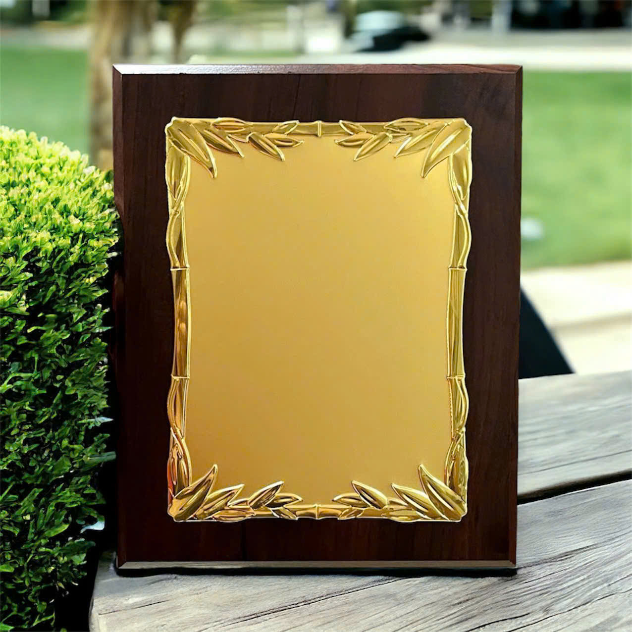 Bảng vinh danh đồng